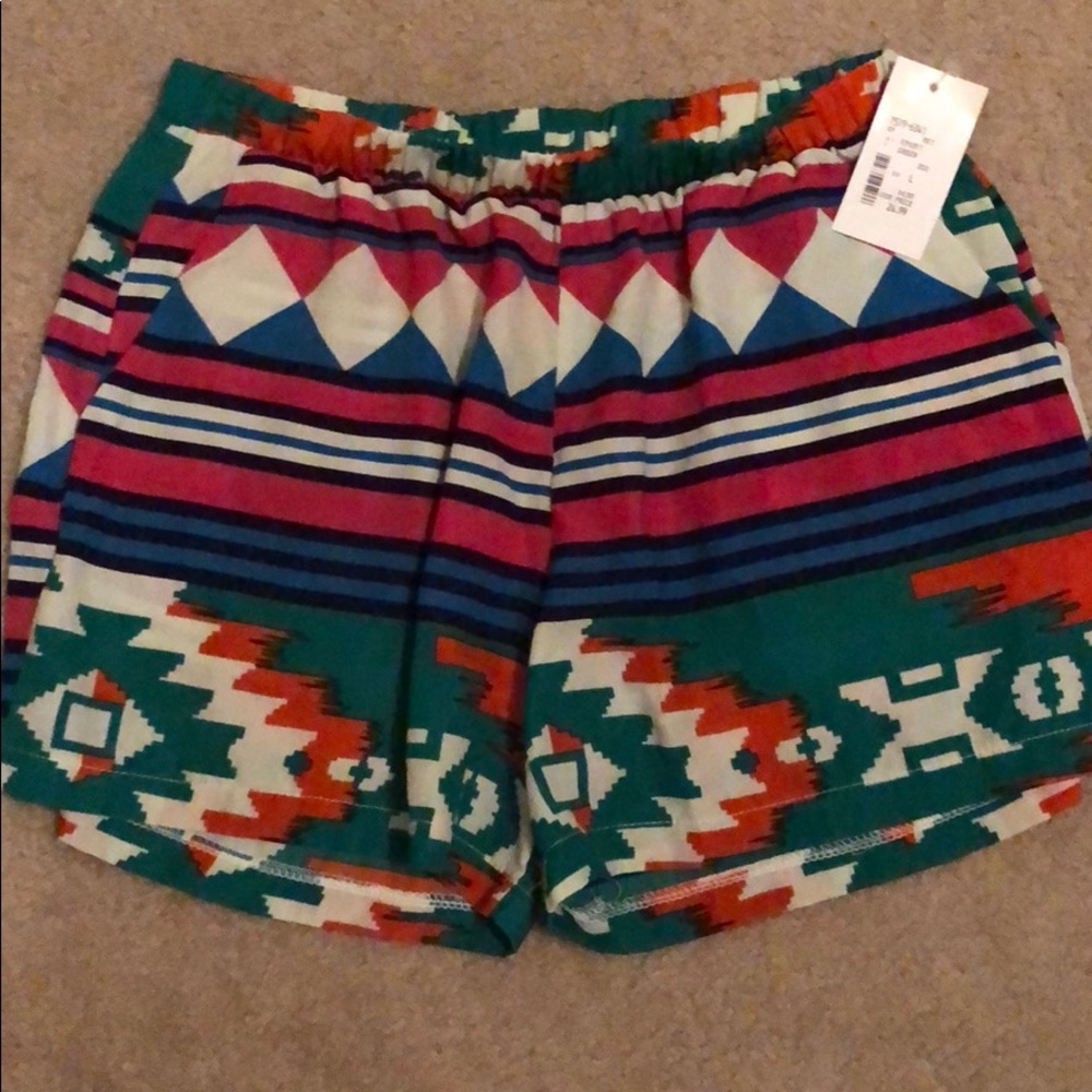 Aztec style shorts. Very stretchy!